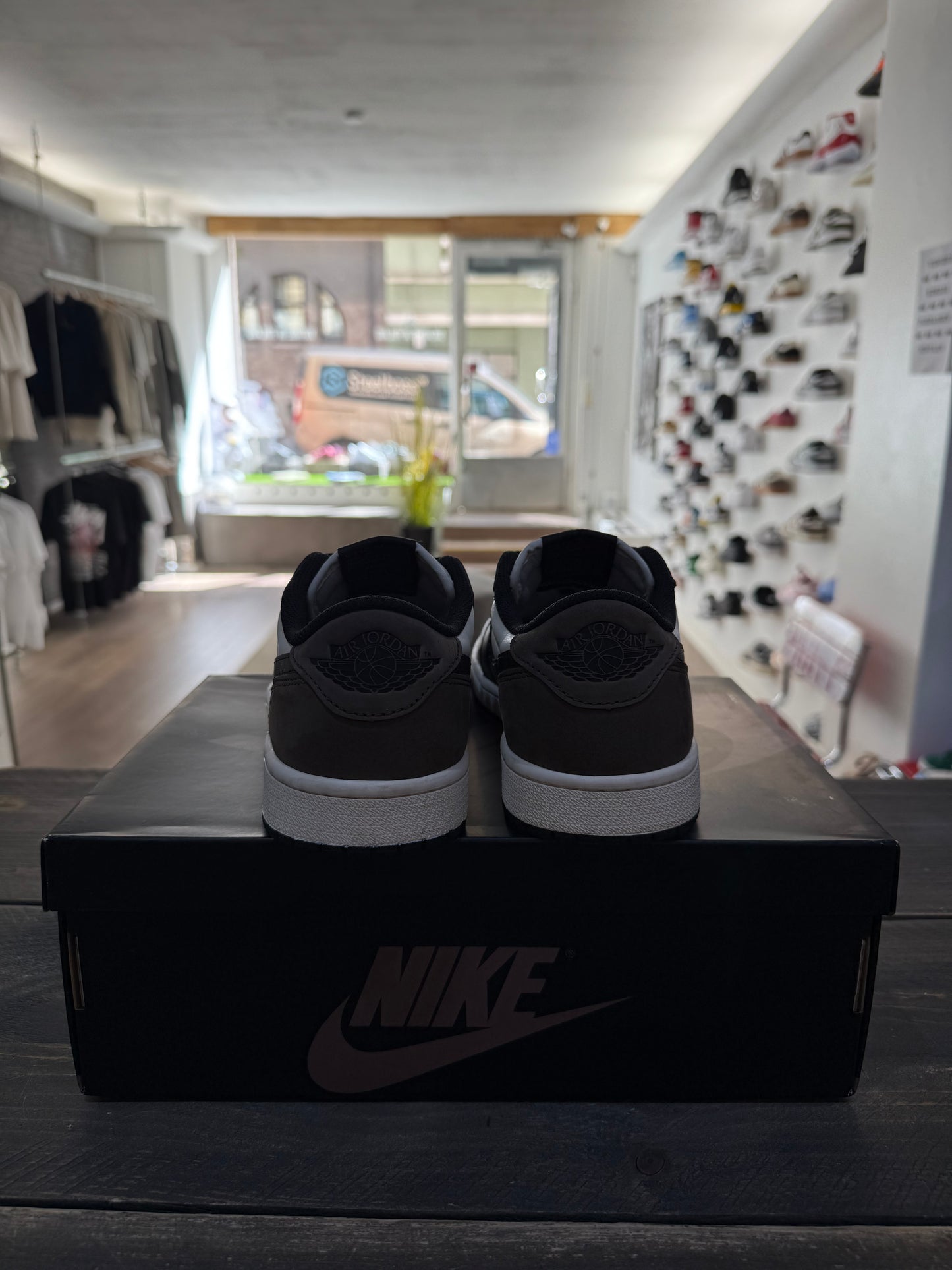 Jordan 1 Retro Low OG SP Fragment x Travis Scott (Eu: 45.5)