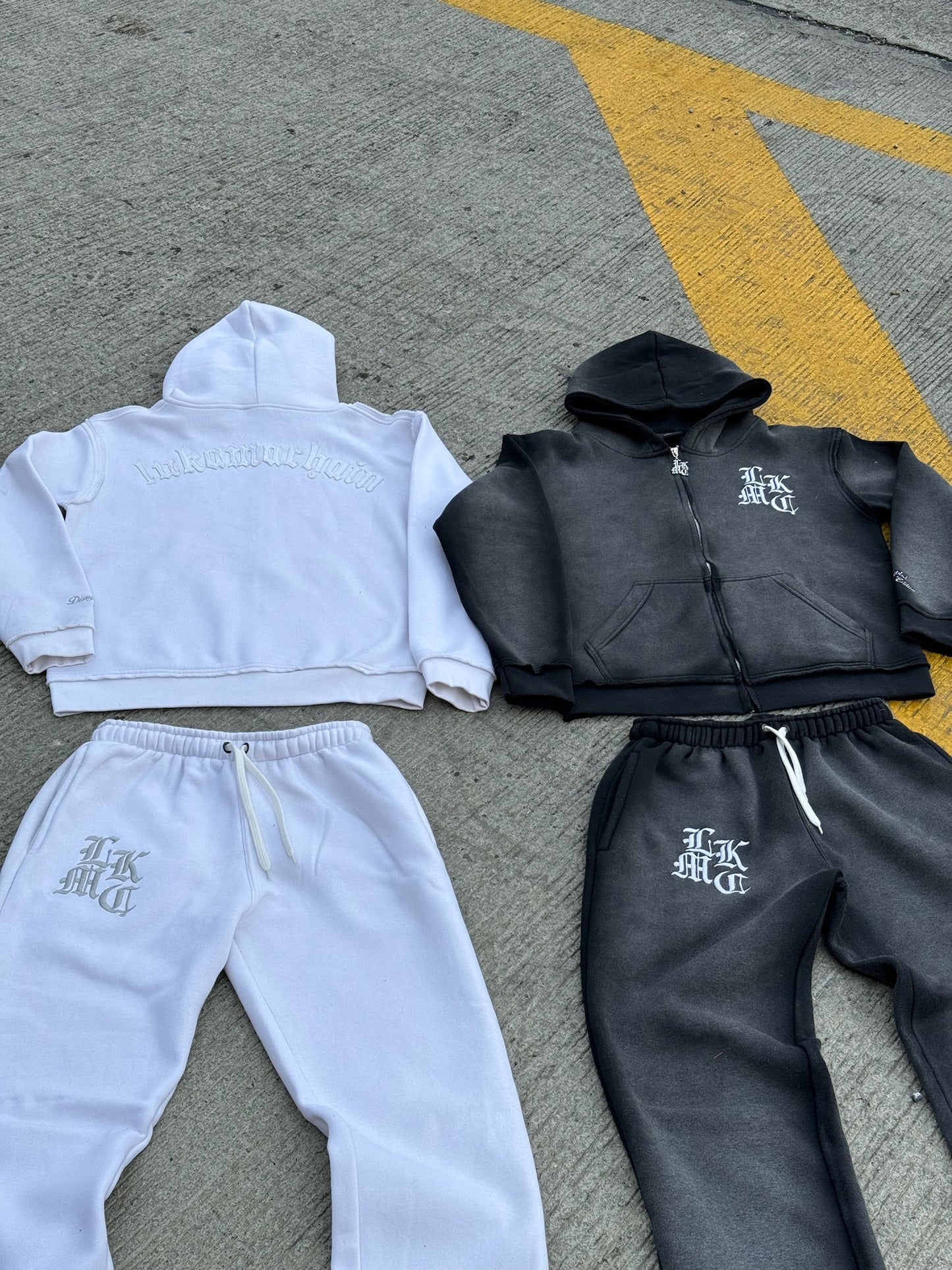 LUKAMACHAIN Flared Jogger White