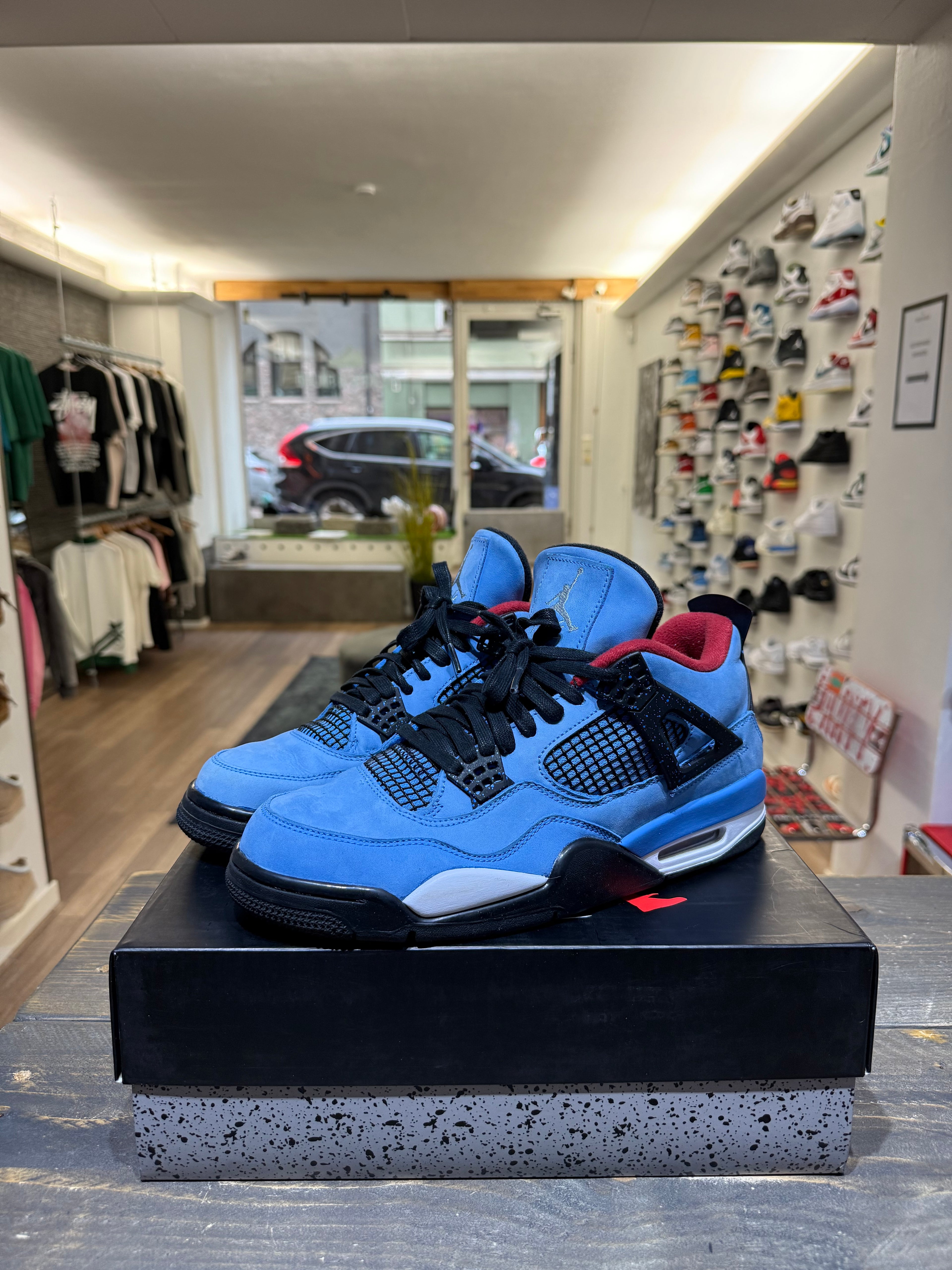 Jordan 4 Retro Travis Scott Cactus Jack (Eu: 44,5)
