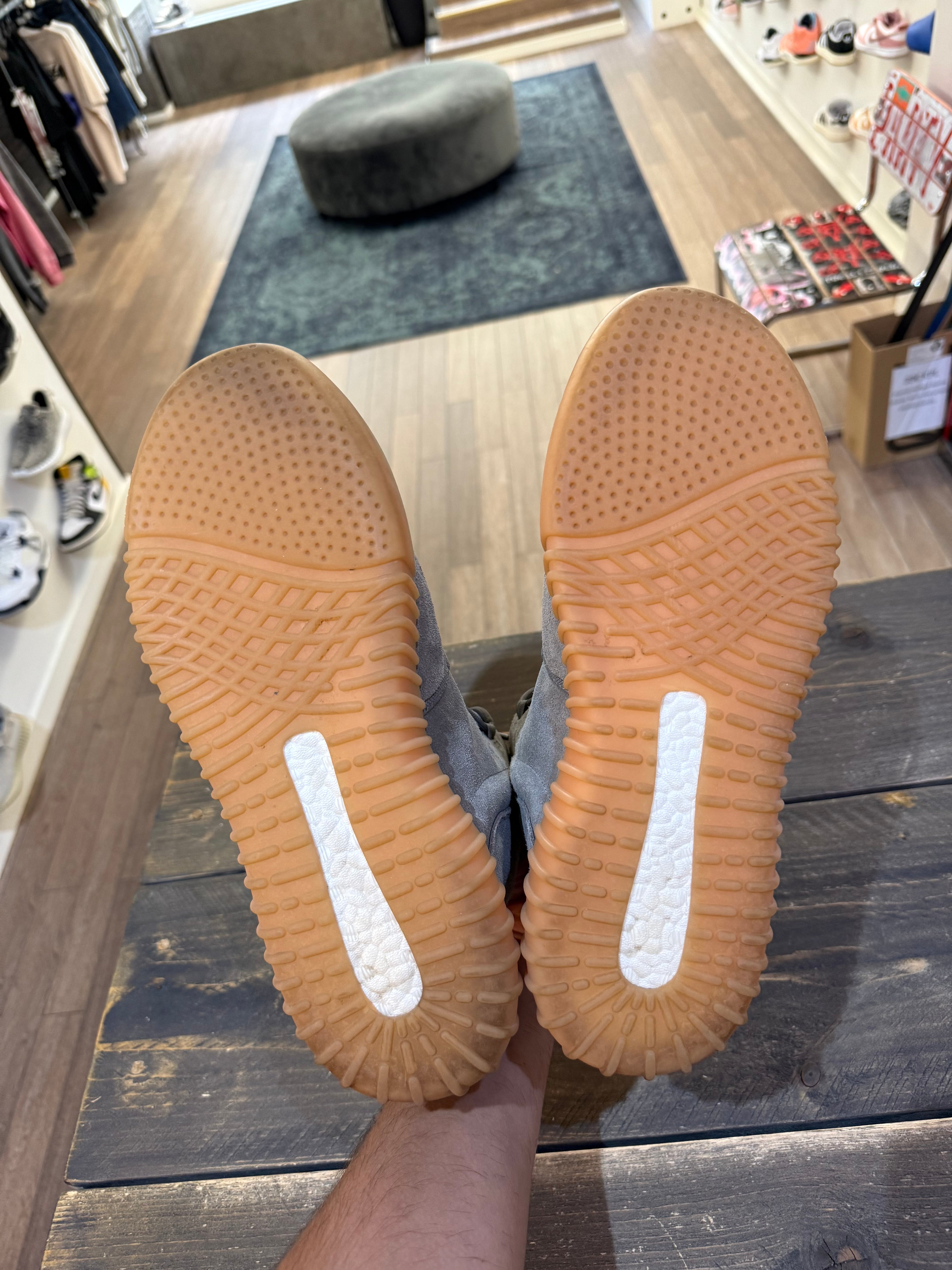 adidas Yeezy Boost 750 Light Gray Glow In the Dark (Eu:44)