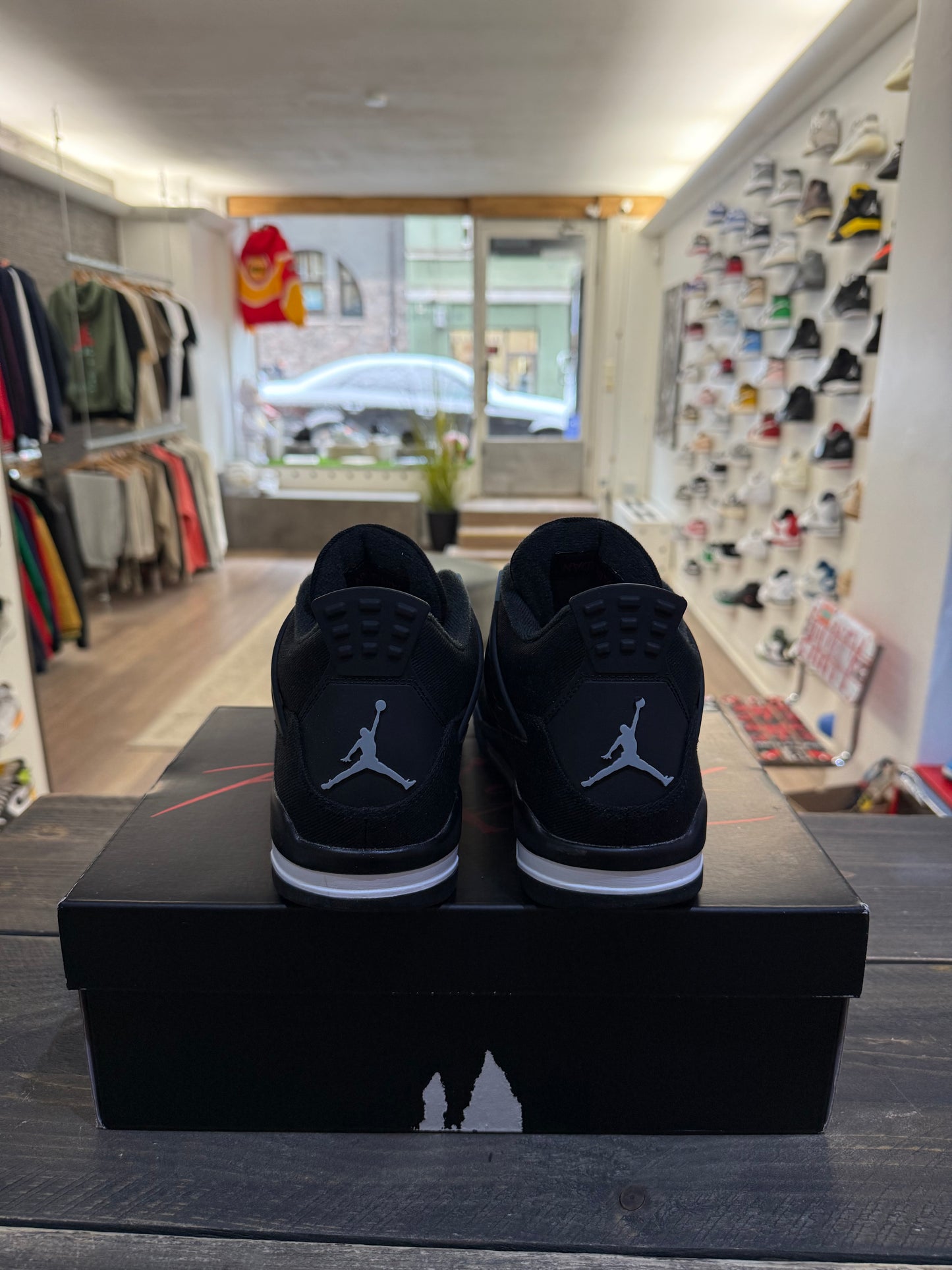 Jordan 4 Retro SE Black Canvas Eu: 42