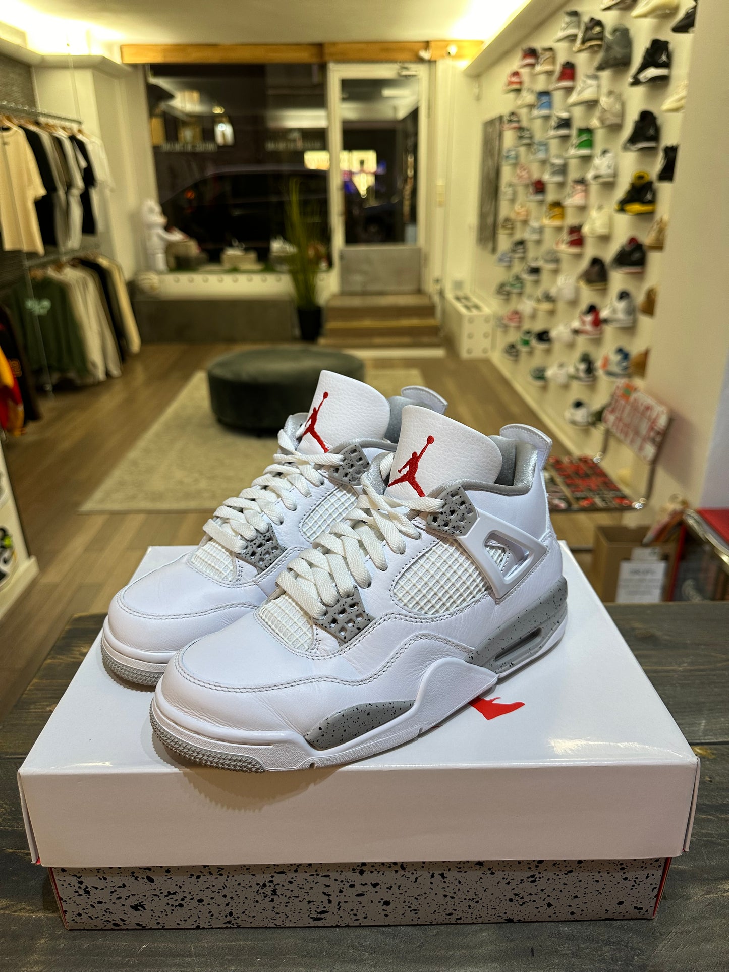 Jordan 4 Retro White Oreo (2021) (Eu: 40)