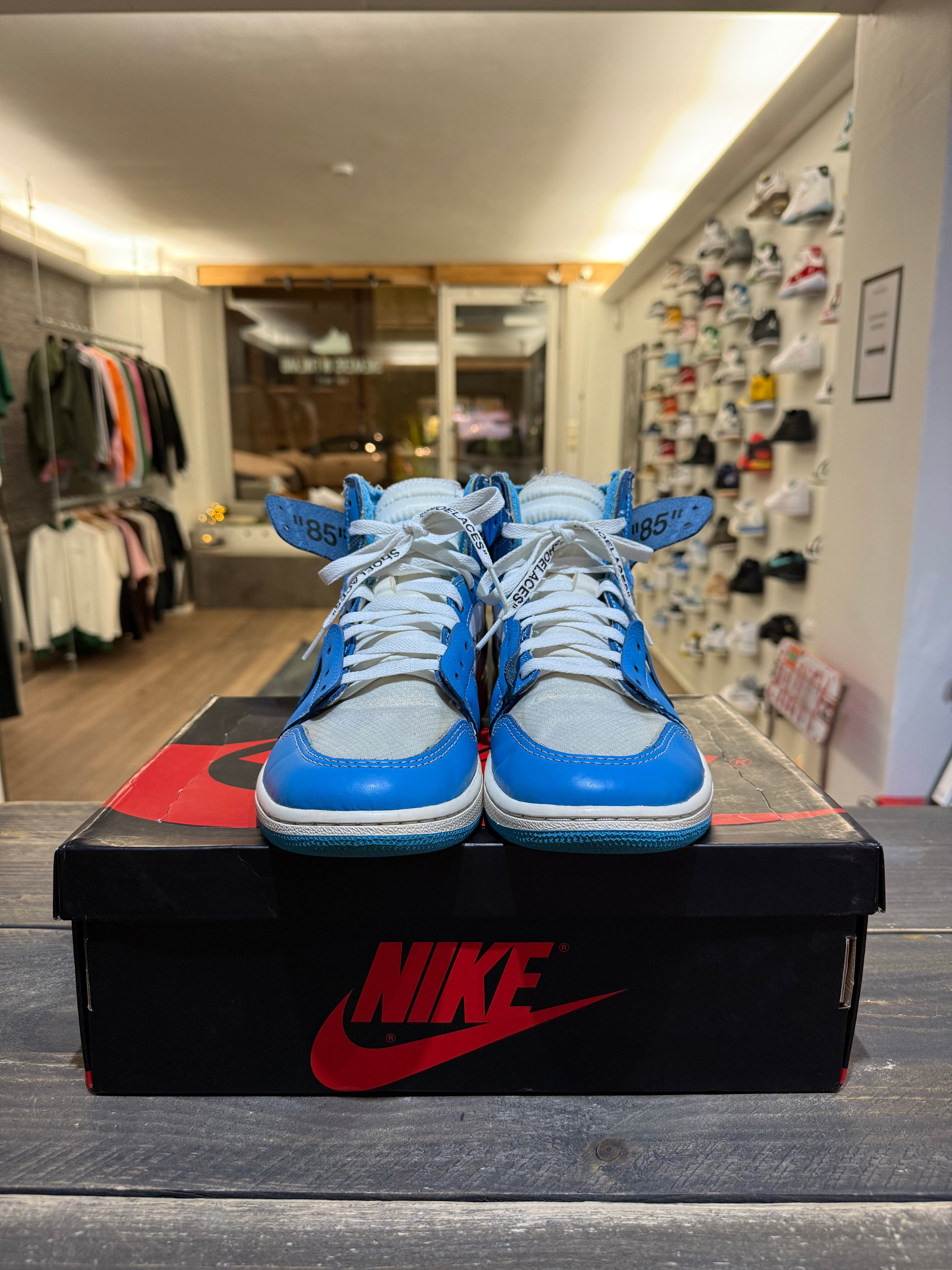 Jordan 1 Retro High Off-White University Blue (Eu:43)