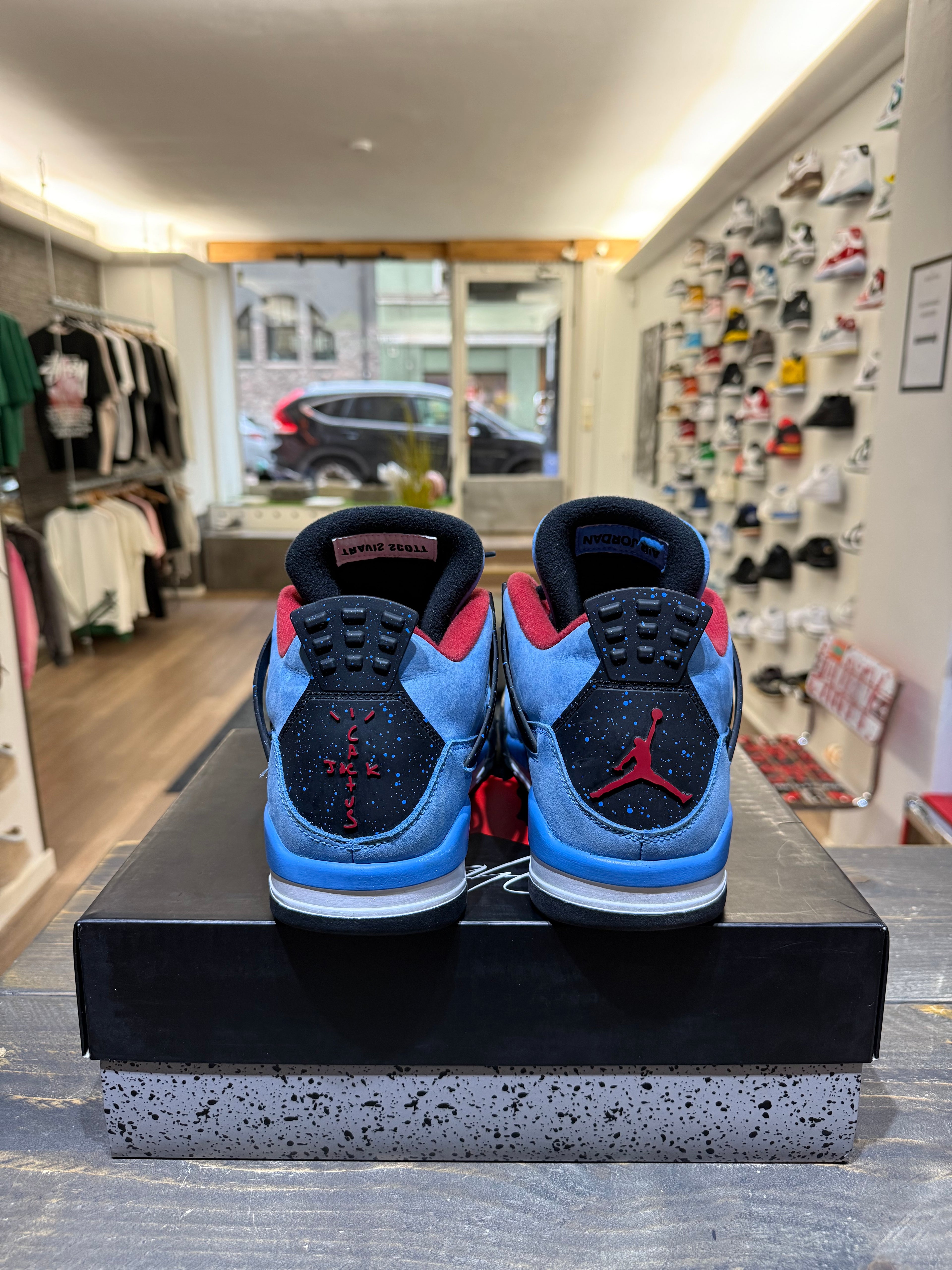 Jordan 4 Retro Travis Scott Cactus Jack (Eu: 44,5)
