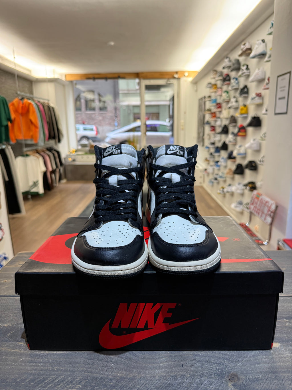 Jordan 1 Retro High Dark Mocha (44,5)