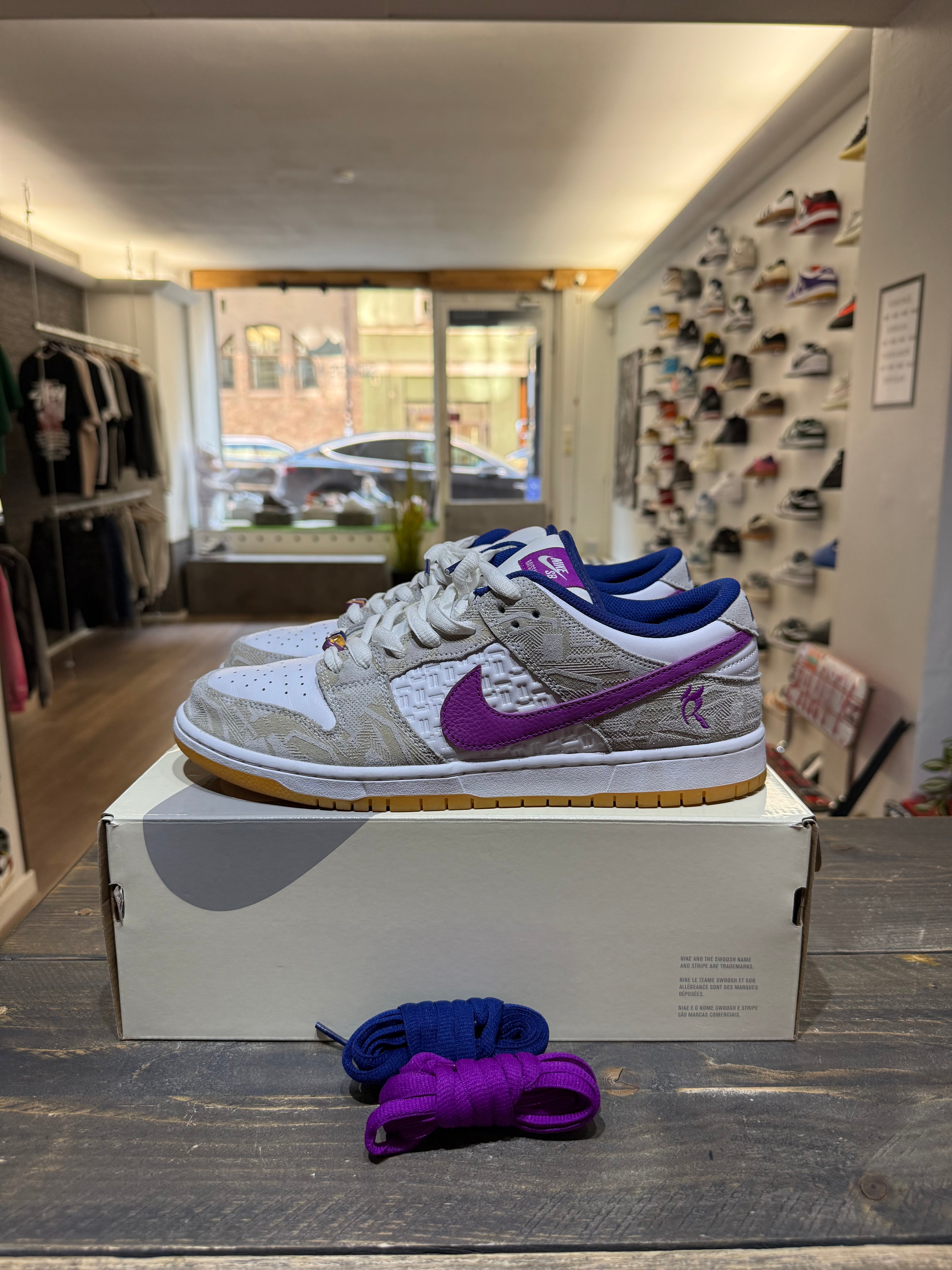 Nike SB Dunk Low Rayssa Leal (Eu: 46)