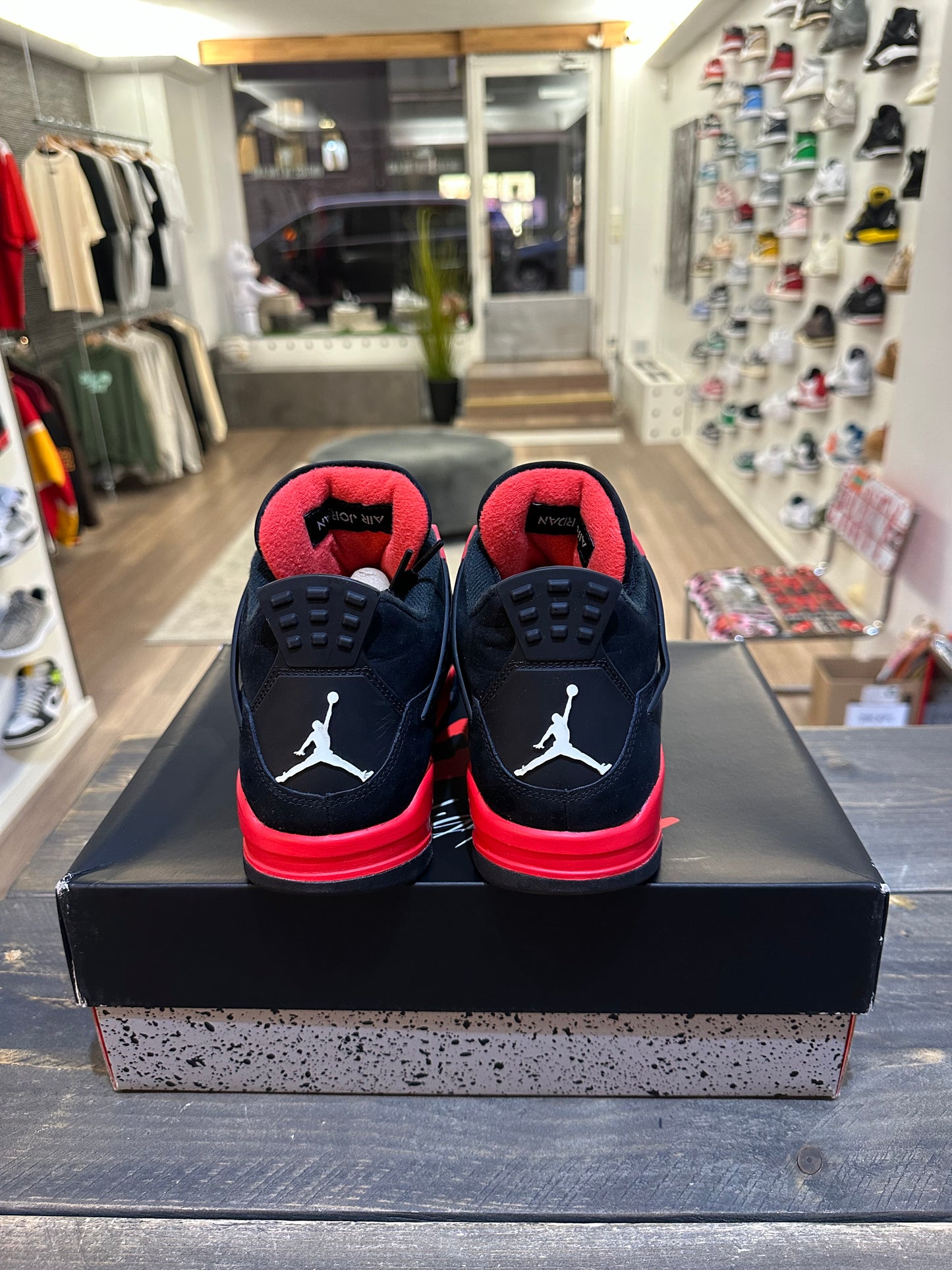 Jordan 4 Retro Red Thunder (Eu: 42)