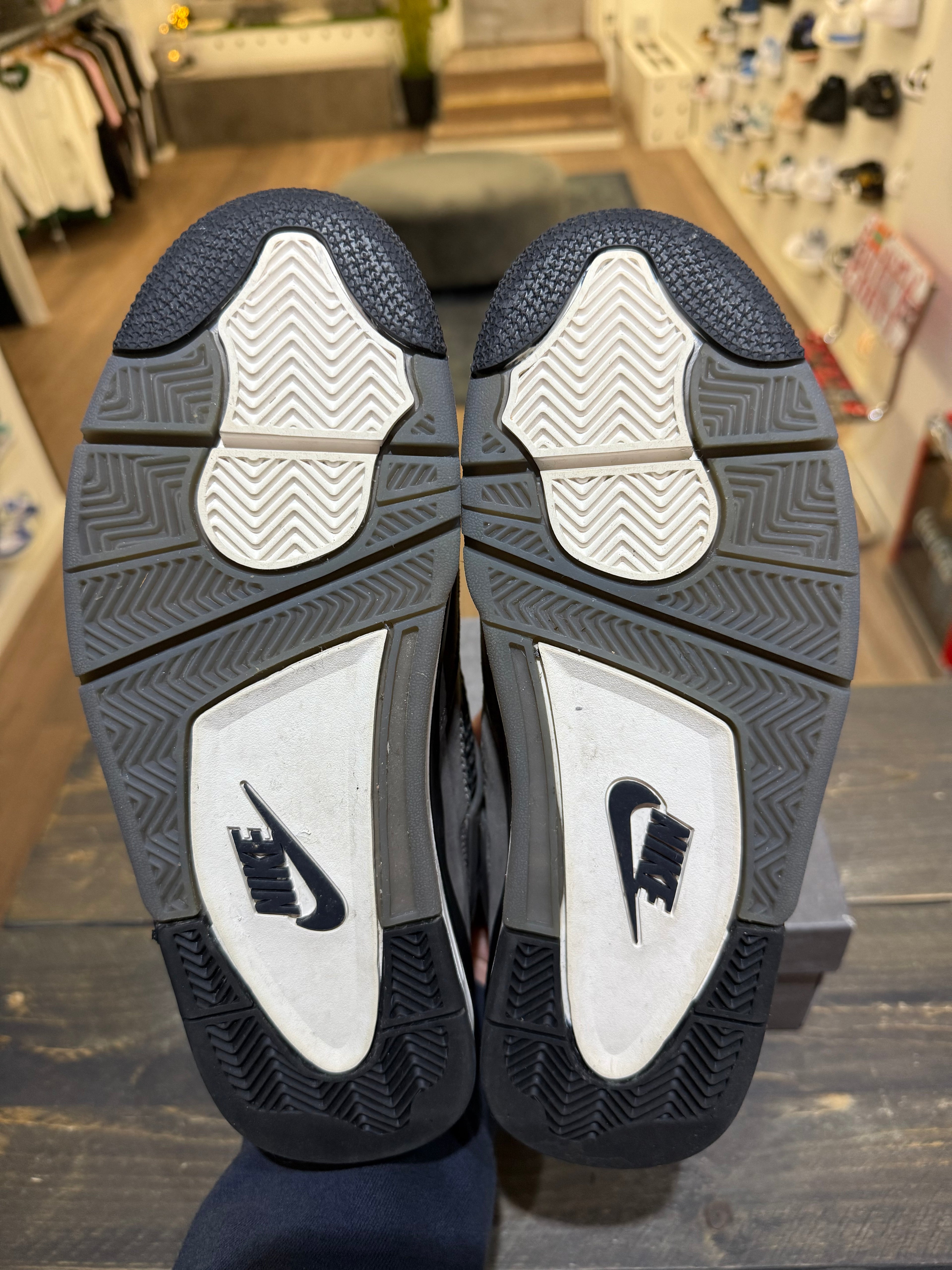 Jordan 4 Retro Cave Stone (Eu: 42)