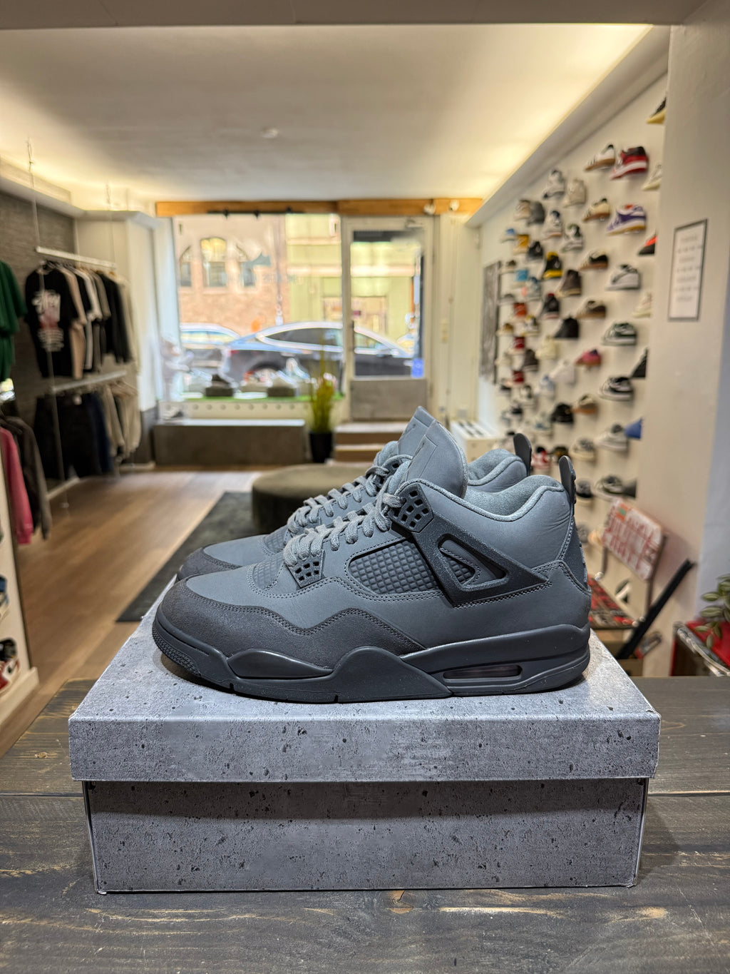 Jordan 4 Retro SE Paris Olympics Wet Cement (EU: 46)