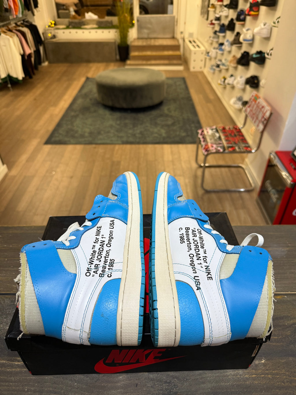 Jordan 1 Retro High Off-White University Blue (Eu:43)