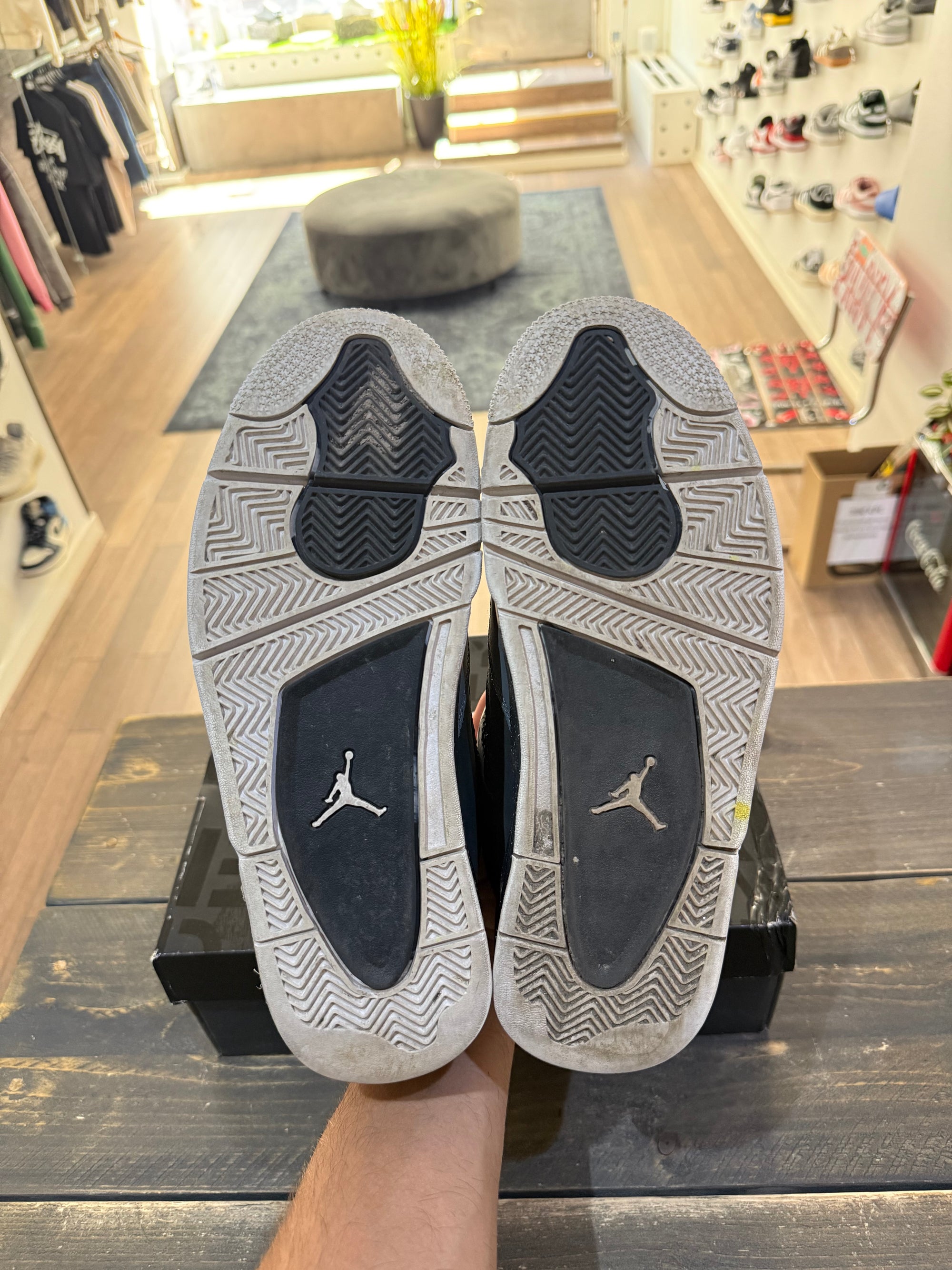 Jordan 4 Retro Fear (2024) (Eu: 43)