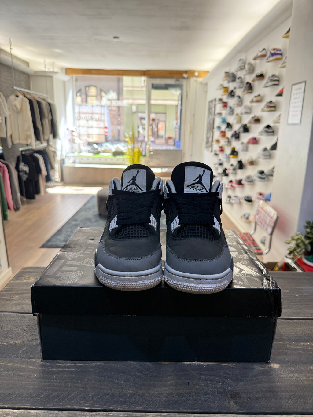 Jordan 4 Retro Fear (2024) (Eu: 43)