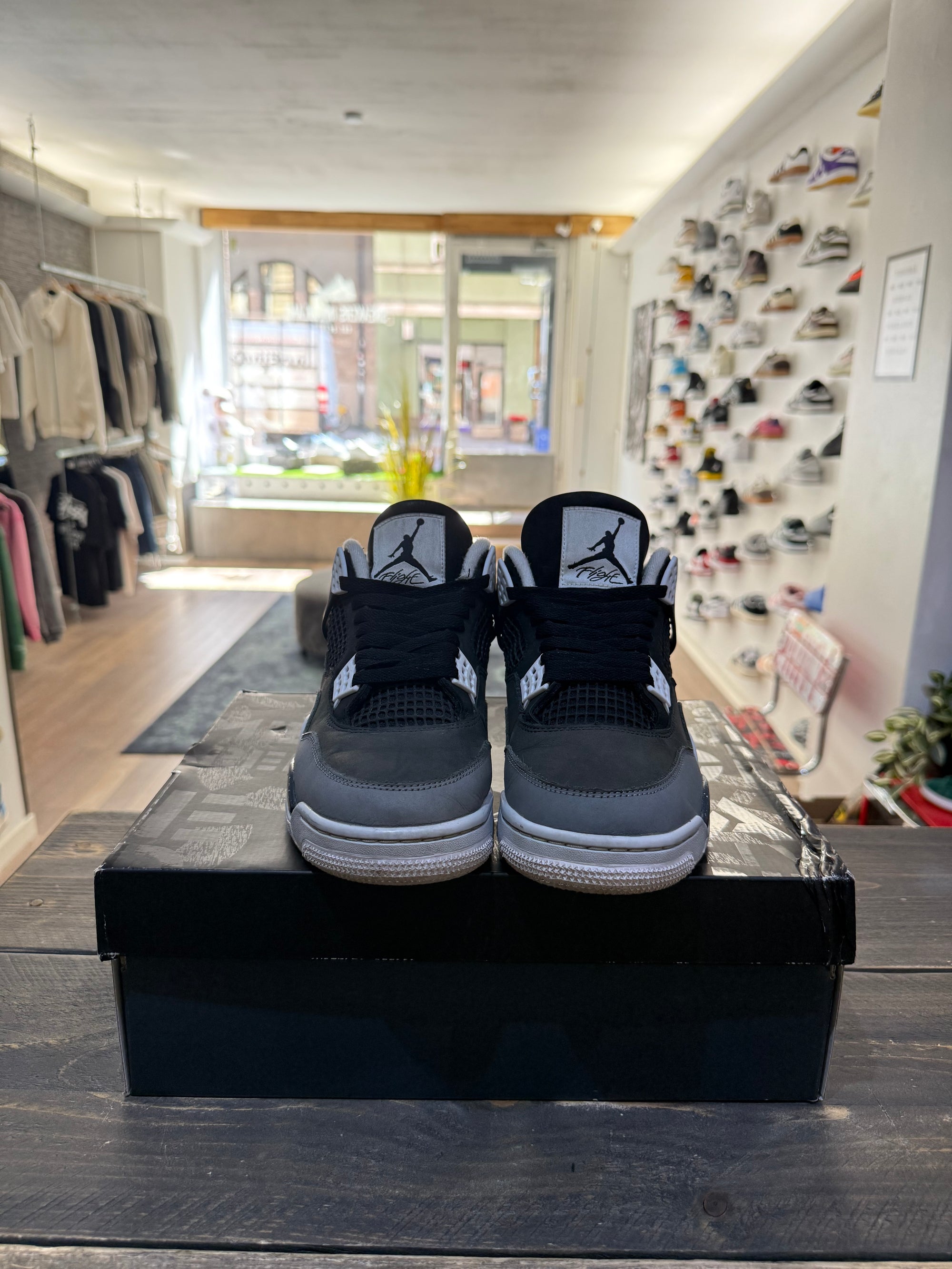 Jordan 4 Retro Fear (2024) (Eu: 43)