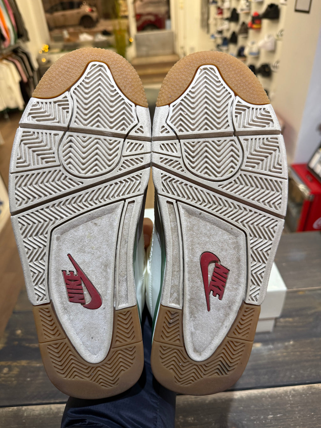 Jordan 4 Retro SB Pine Green (Eu: 45.5)