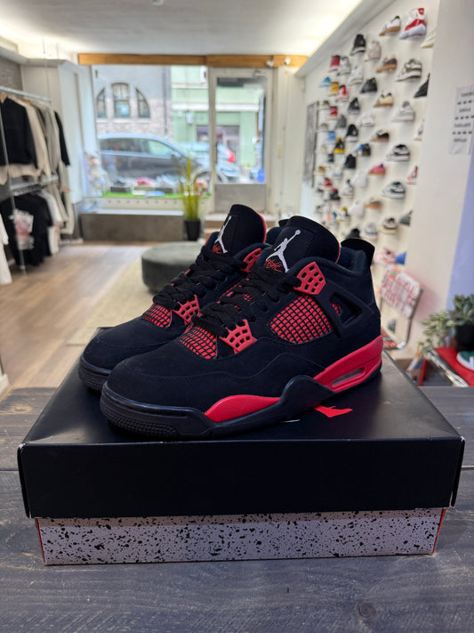 Jordan 4 Retro Red Thunder (Eu: 44.5)