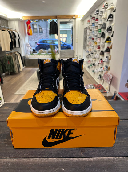 Jordan 1 Retro High OG Yellow Toe (Eu:47.5)