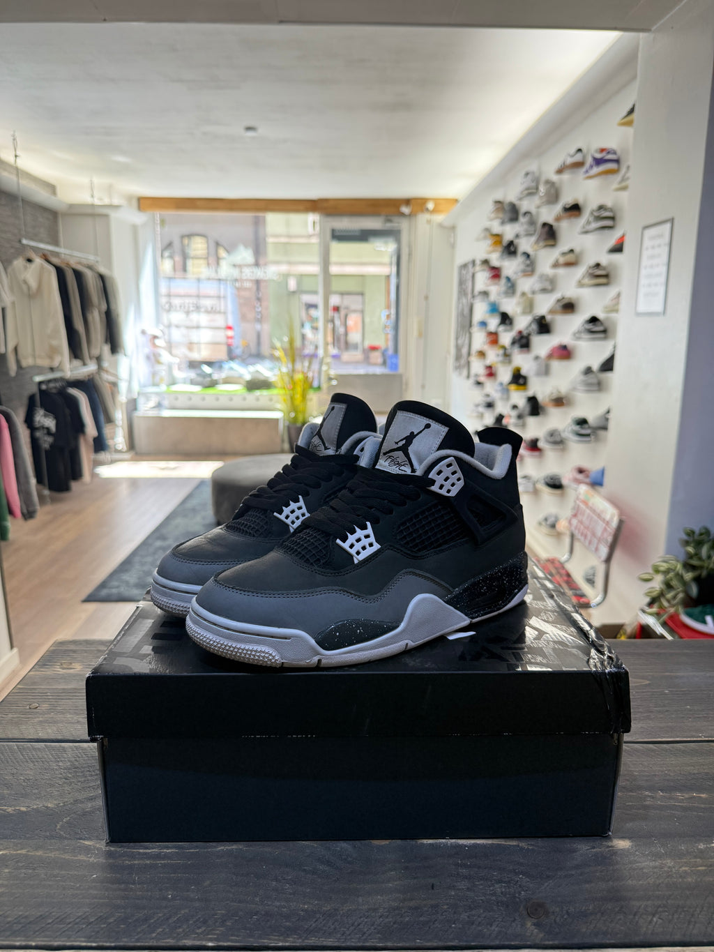 Jordan 4 Retro Fear (2024) (Eu: 43)