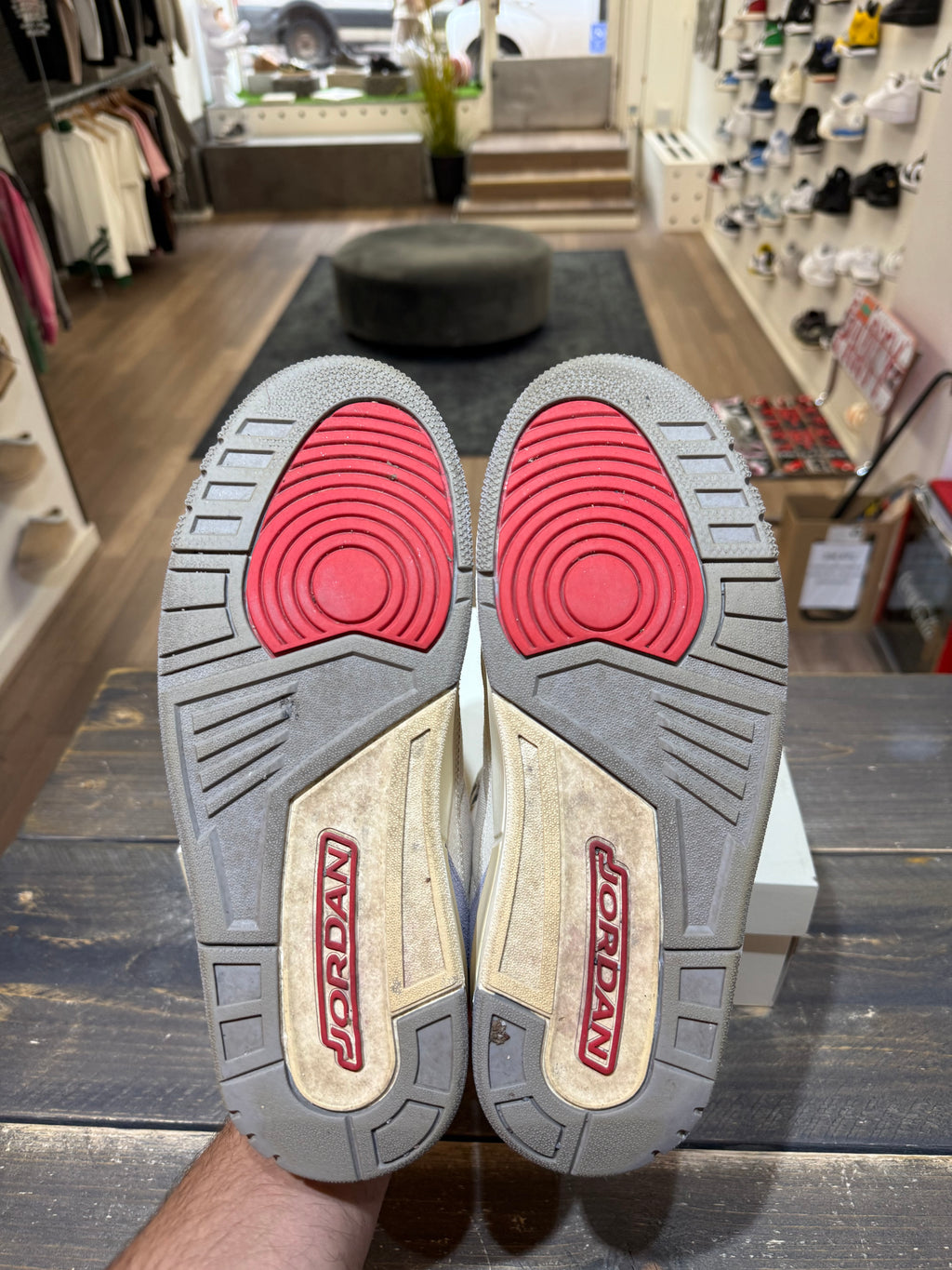 Jordan 3 Retro Muslin (Eu: 42,5)