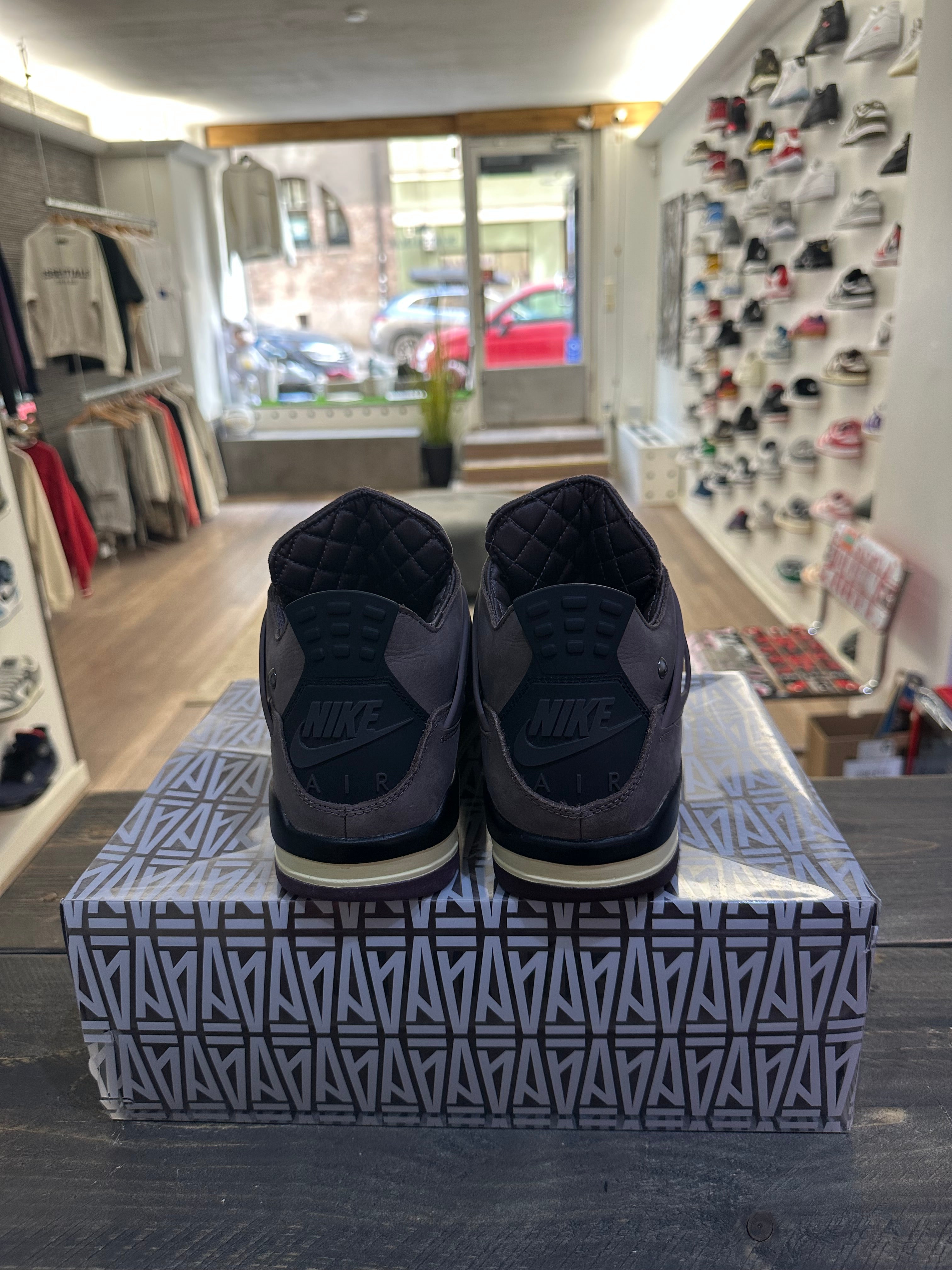 Jordan 4 Retro A Ma Maniére Violet Ore (Eu:42.5)