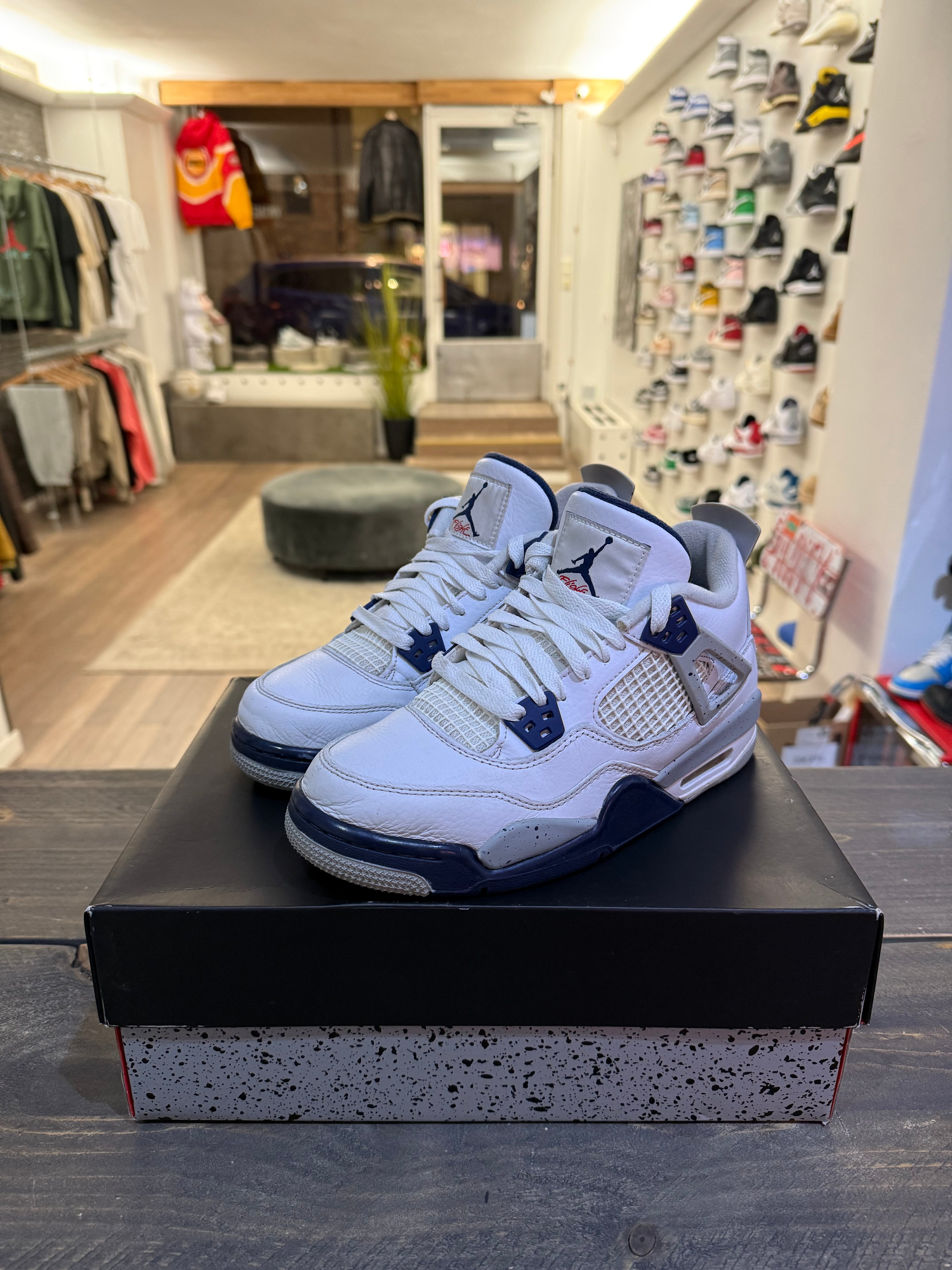 Jordan Retro Midnight Navy (Eu: – Sneakers in Finland