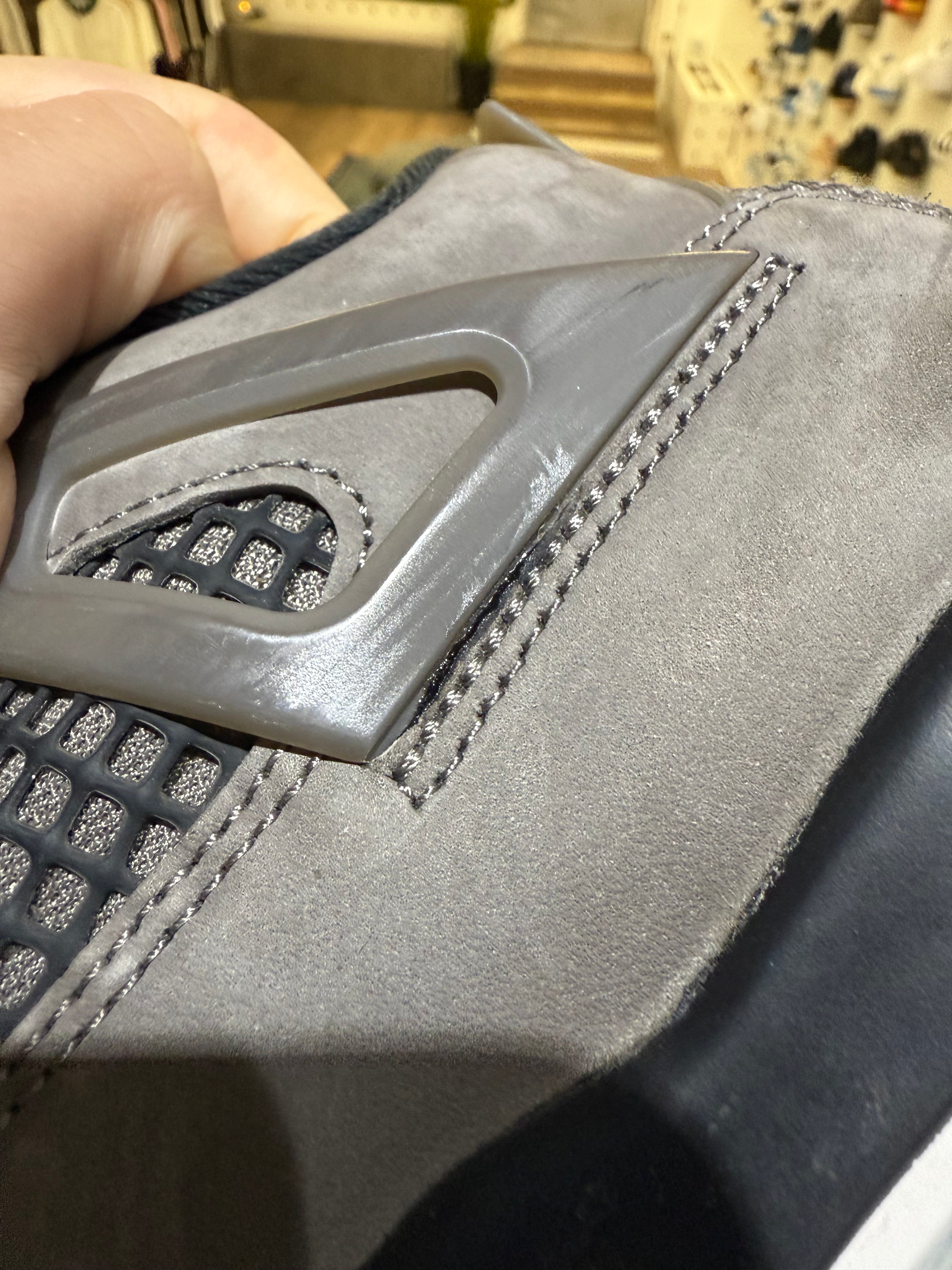 Jordan 4 Retro Cave Stone (Eu: 42)