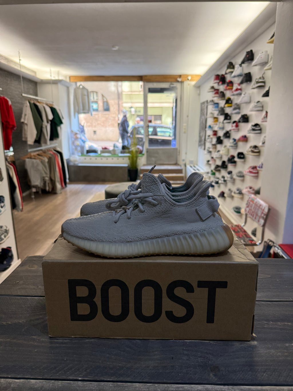 Yeezy Boost 350 V2 Sesame (Eu: 43 1/3)