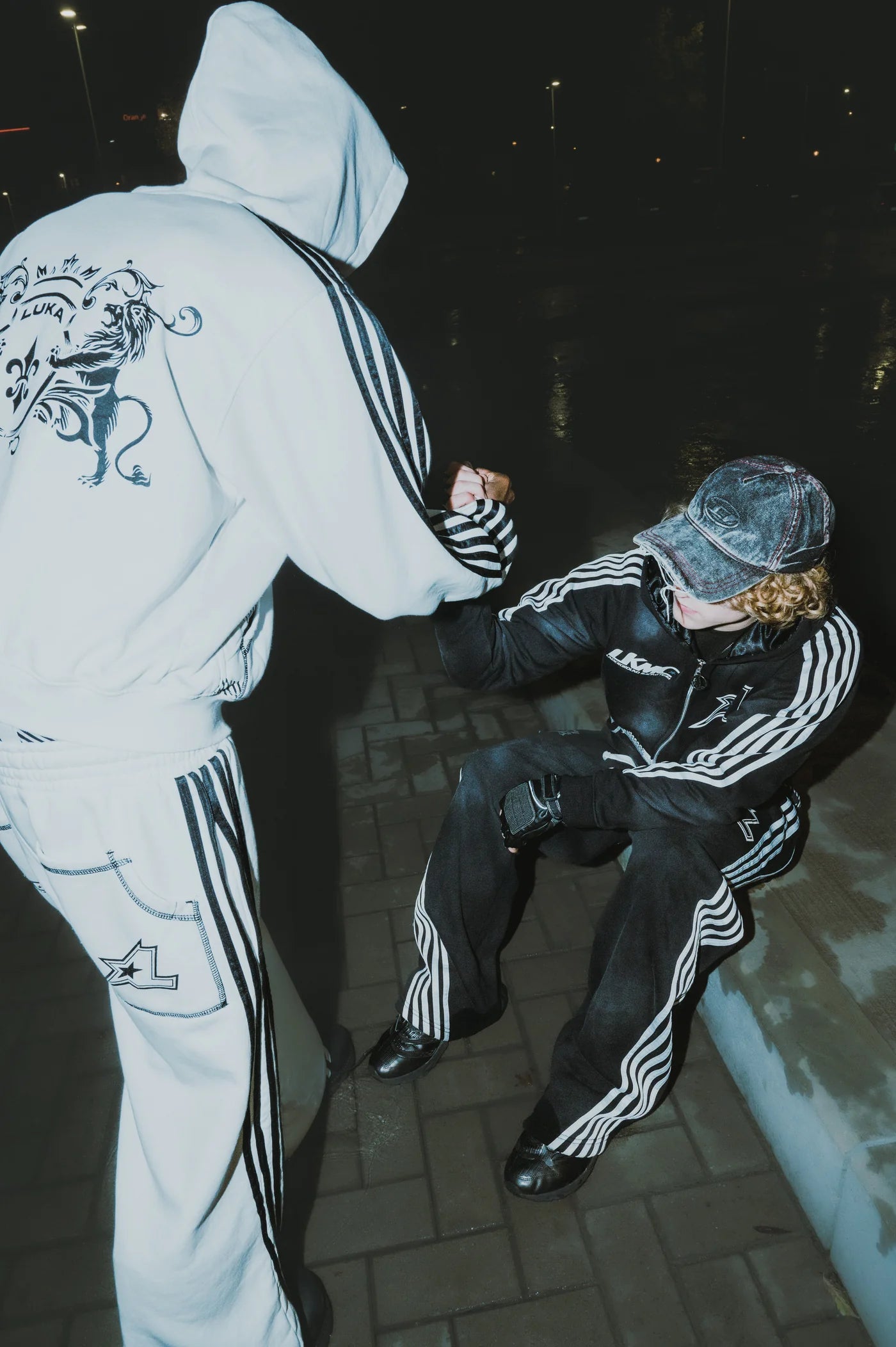 JOGGER STRIPED - WHITE