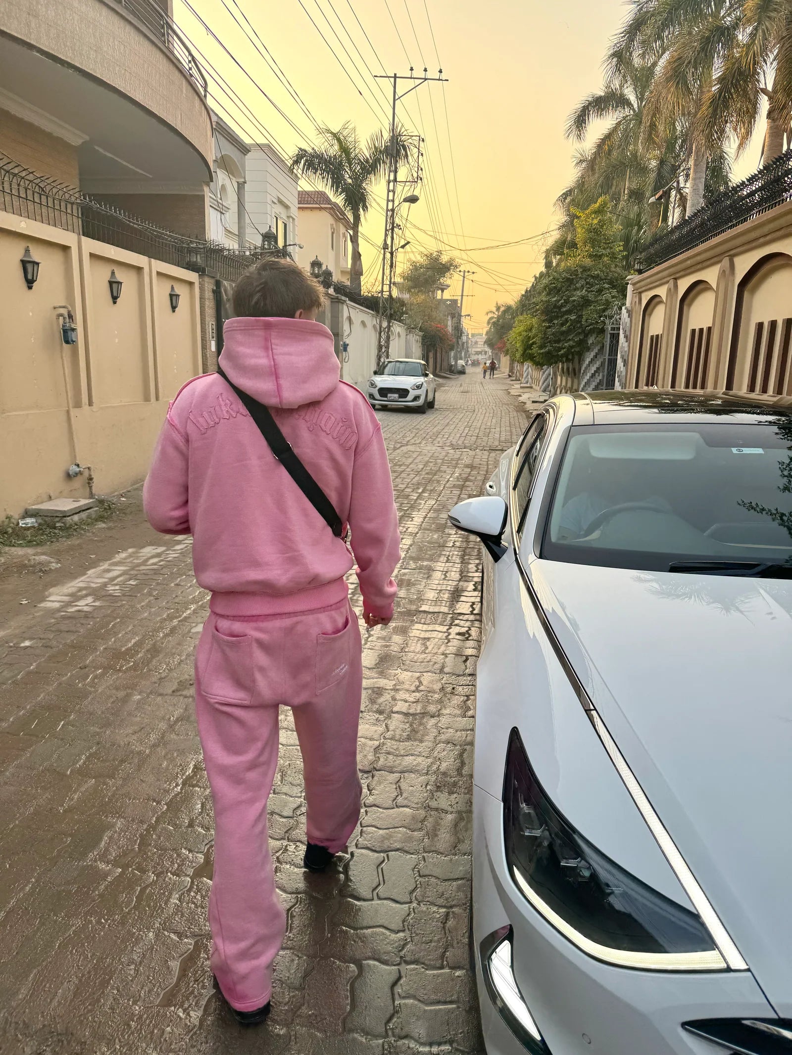 LUKAMACHAIN ​​Flared Jogger Pink